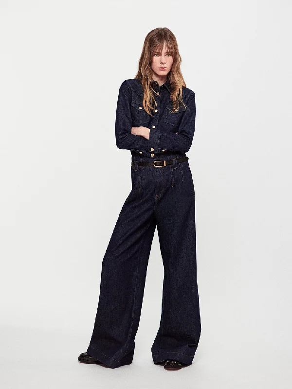 Darted Wide Leg Jean -- Rinse